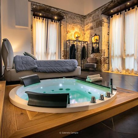 Garibaldi Maison De Charme อาโวลา ภายนอก รูปภาพ