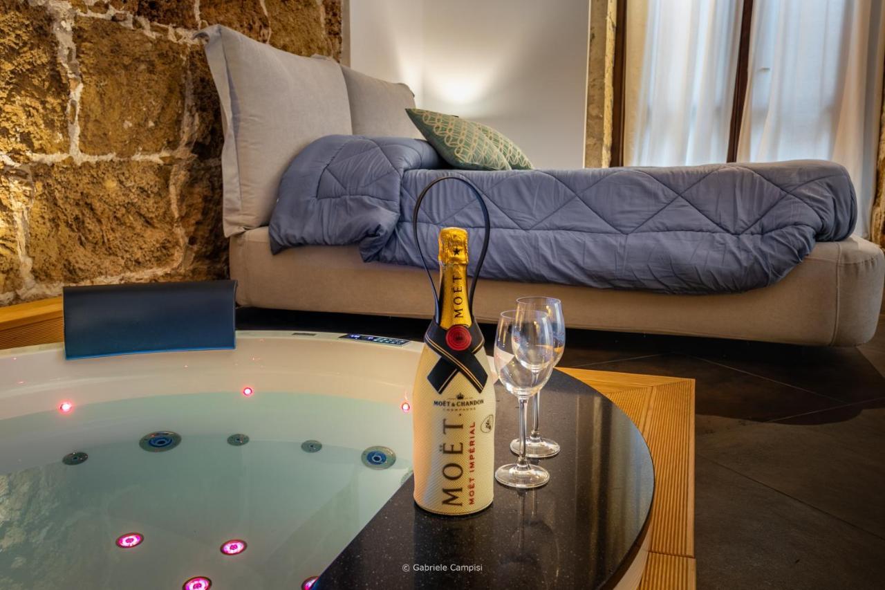 Garibaldi Maison De Charme อาโวลา ภายนอก รูปภาพ